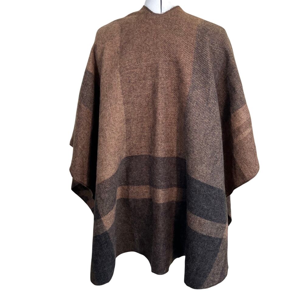 Woolrich Women's Reversible Wrap Shawl Brown Plaid & Animal Print Soft Cozy - Picture 8 of 15